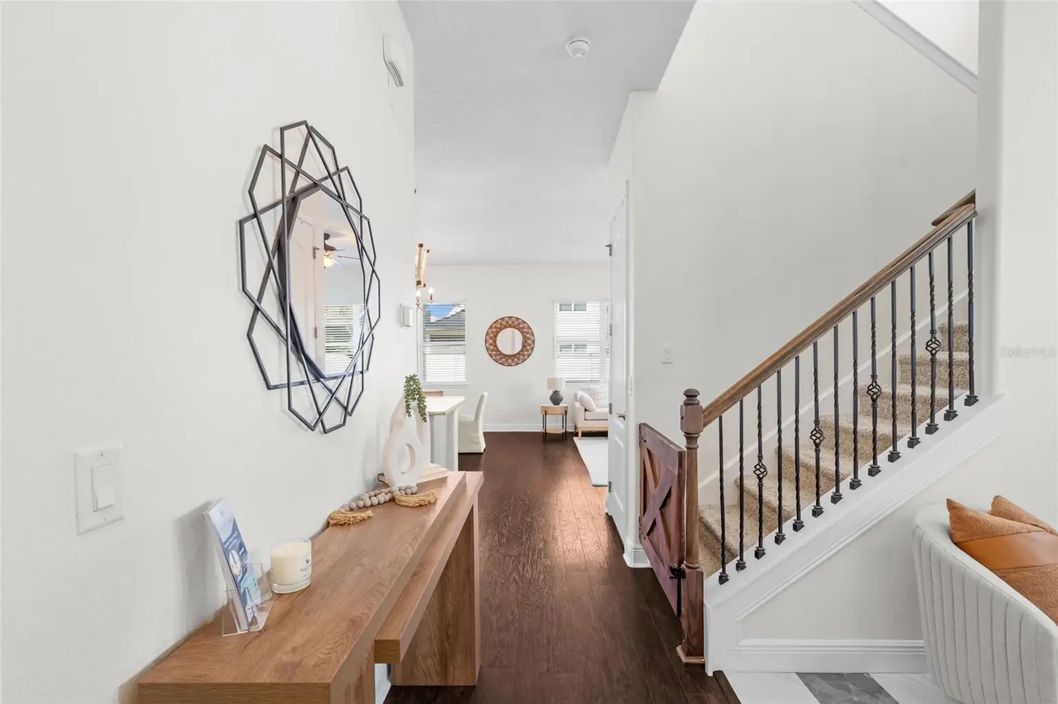 7611 S DESOTO STREET, TAMPA, FL, photo 5 of 47