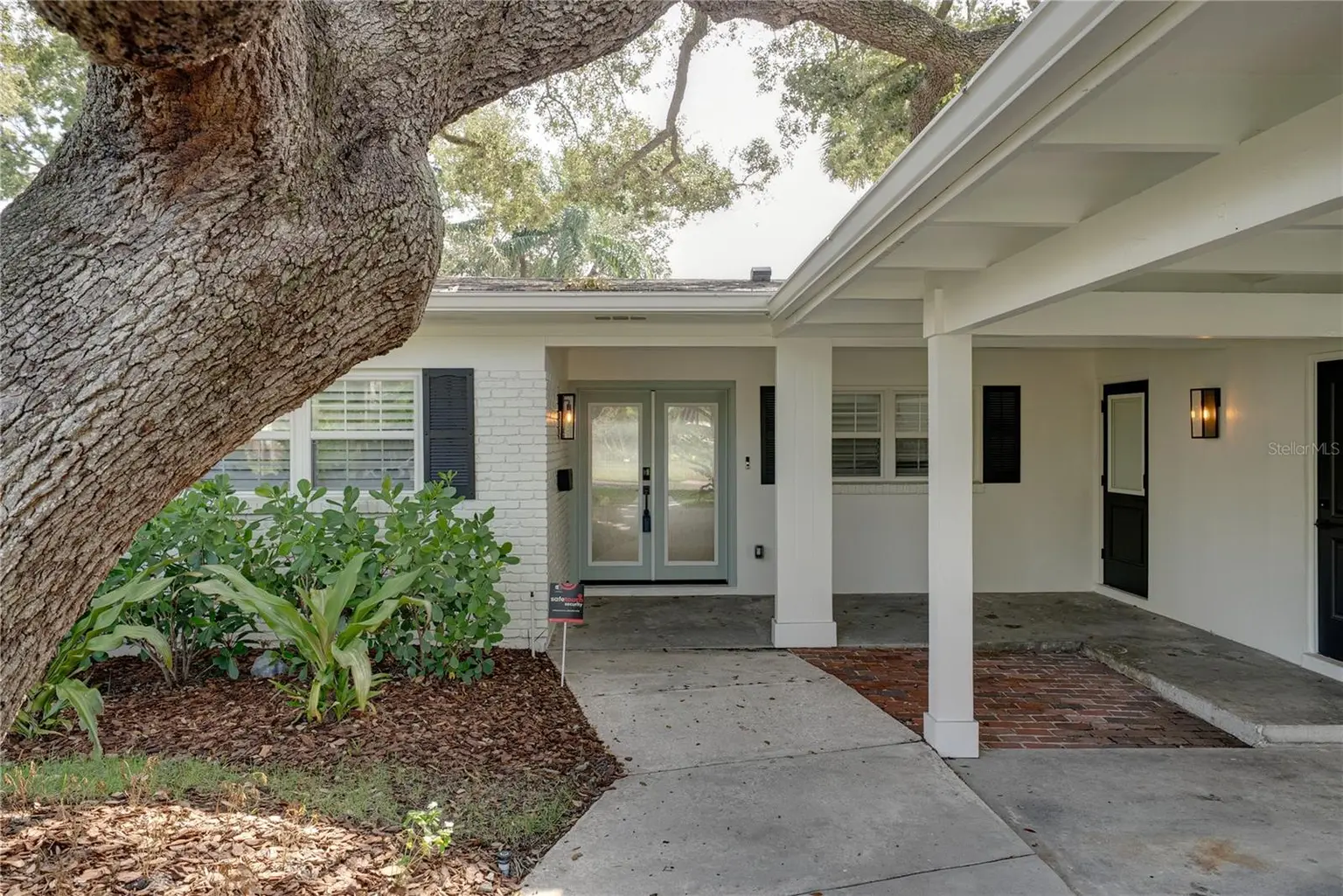 214 S TREASURE DRIVE, TAMPA, FL, photo 5 of 79