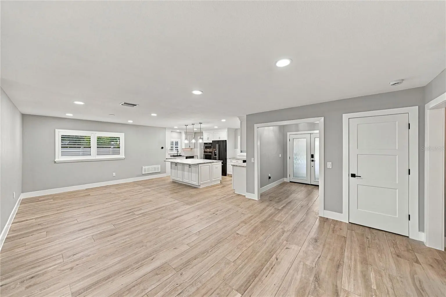 214 S TREASURE DRIVE, TAMPA, FL, photo 12 of 79