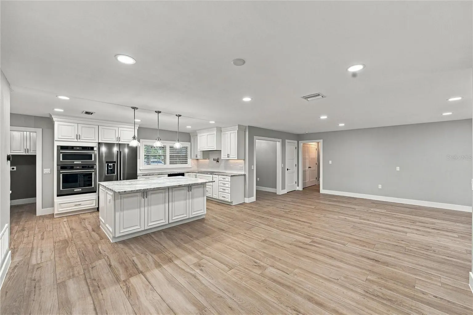 214 S TREASURE DRIVE, TAMPA, FL, photo 13 of 79