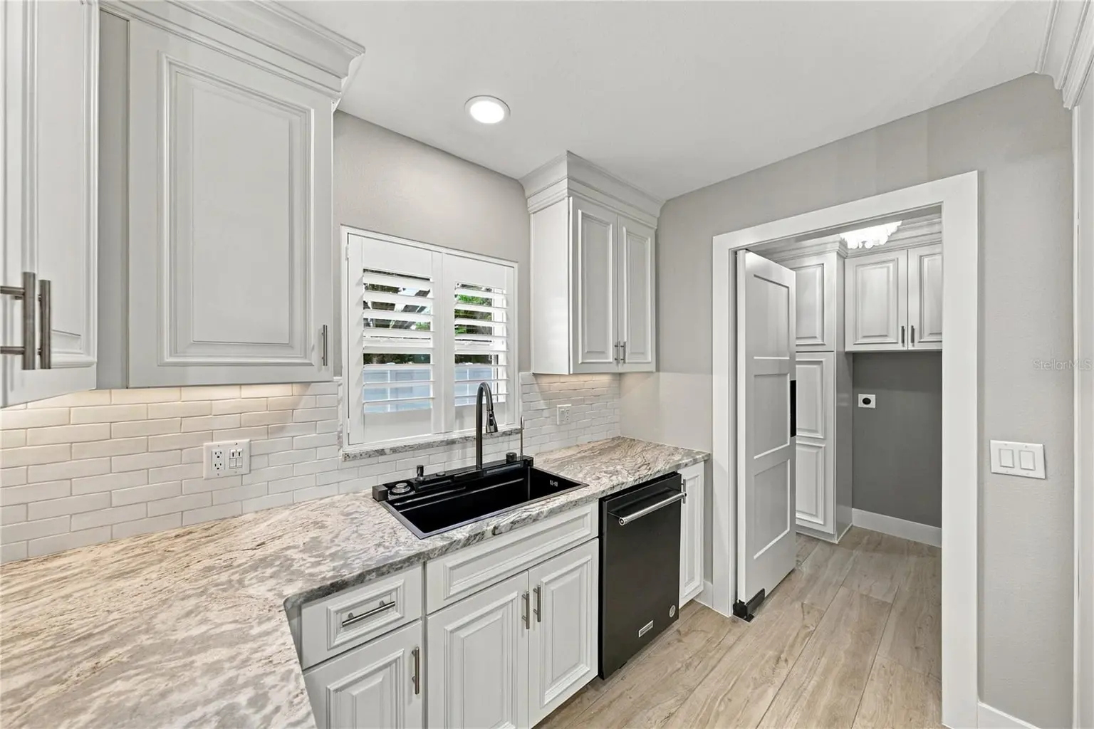 214 S TREASURE DRIVE, TAMPA, FL, photo 22 of 79