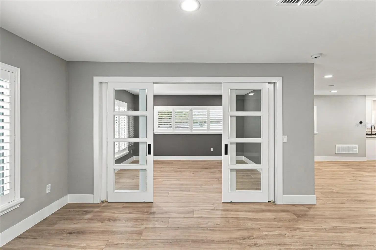 214 S TREASURE DRIVE, TAMPA, FL, photo 25 of 79