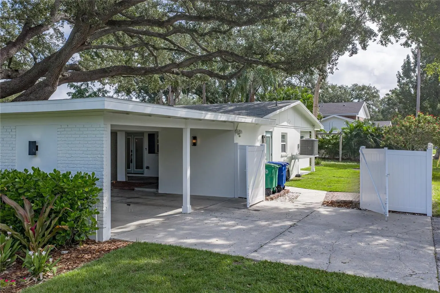 214 S TREASURE DRIVE, TAMPA, FL, photo 75 of 79