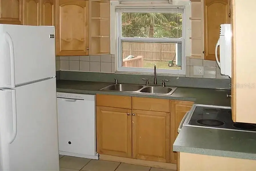 245 TUCKER STREET, SAFETY HARBOR, FL, photo 11 of 28