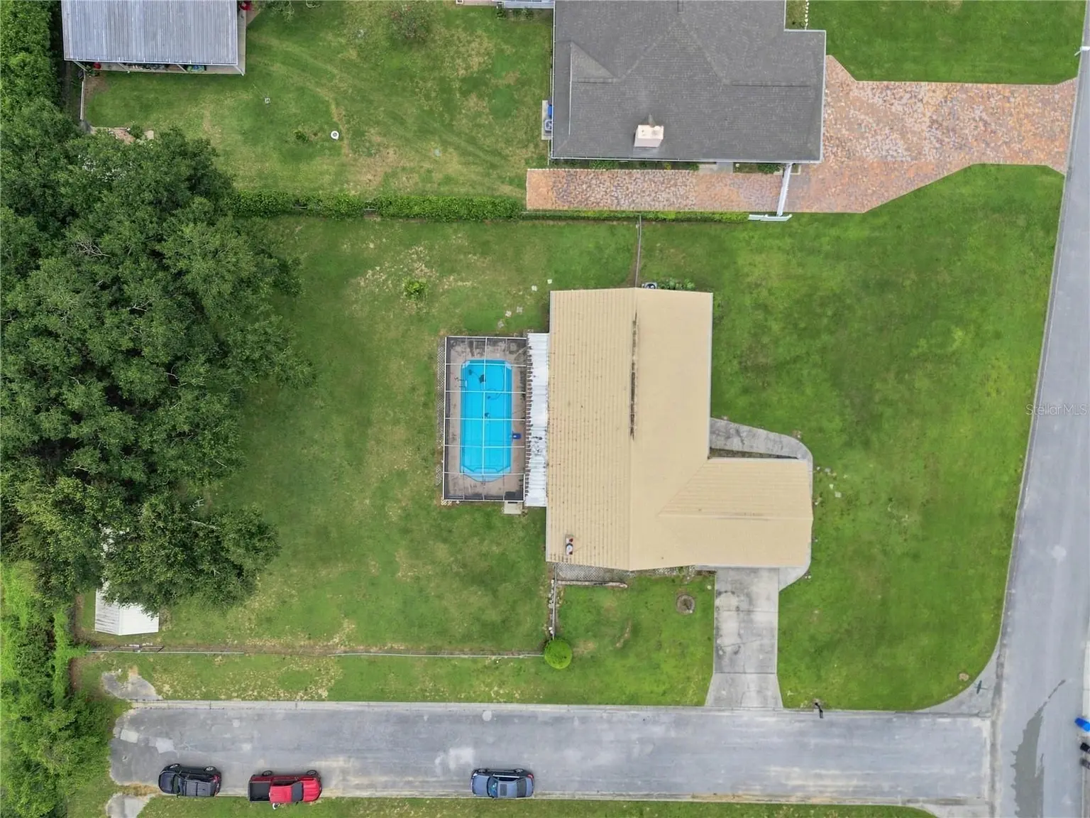 12501 APALACHEE PLACE, THONOTOSASSA, FL, photo 6 of 57