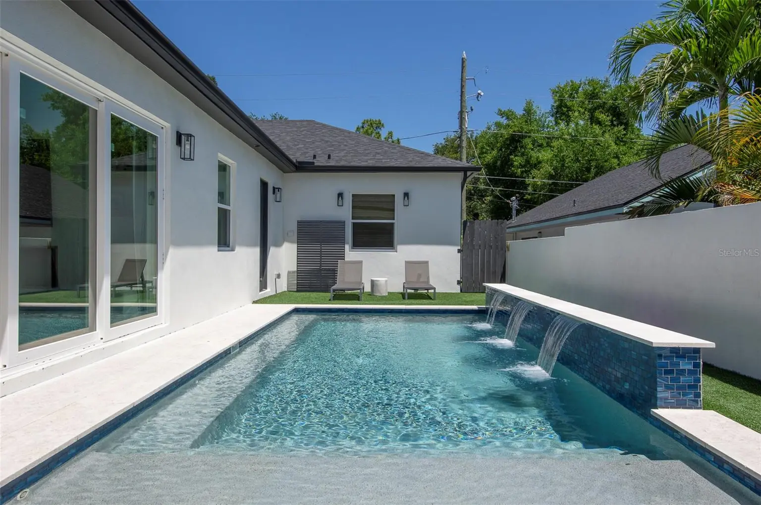 449 12TH AVENUE N, ST PETERSBURG, FL, photo 22 of 37