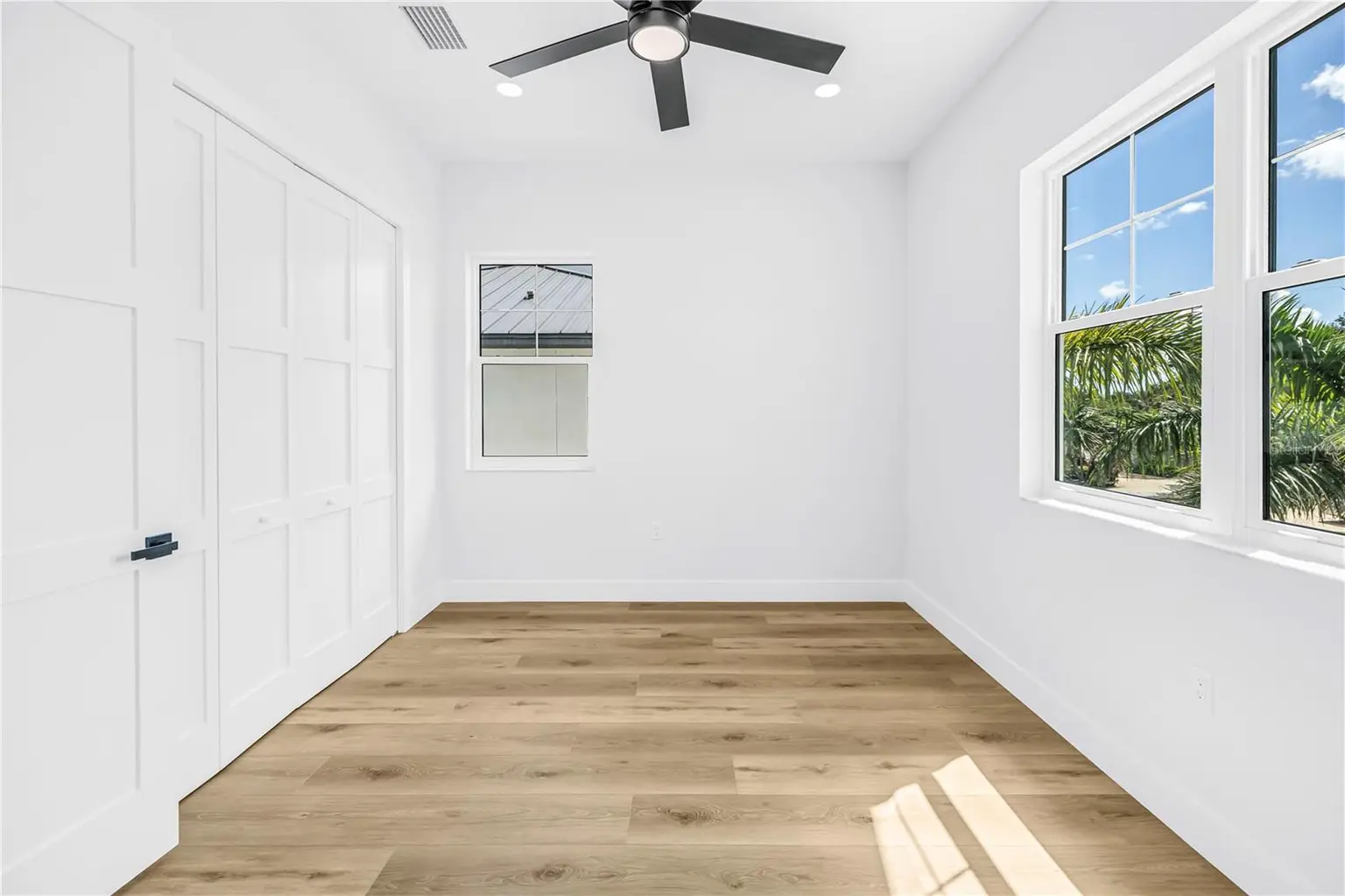 7957 2ND AVENUE S, ST PETERSBURG, FL, photo 51 of 100