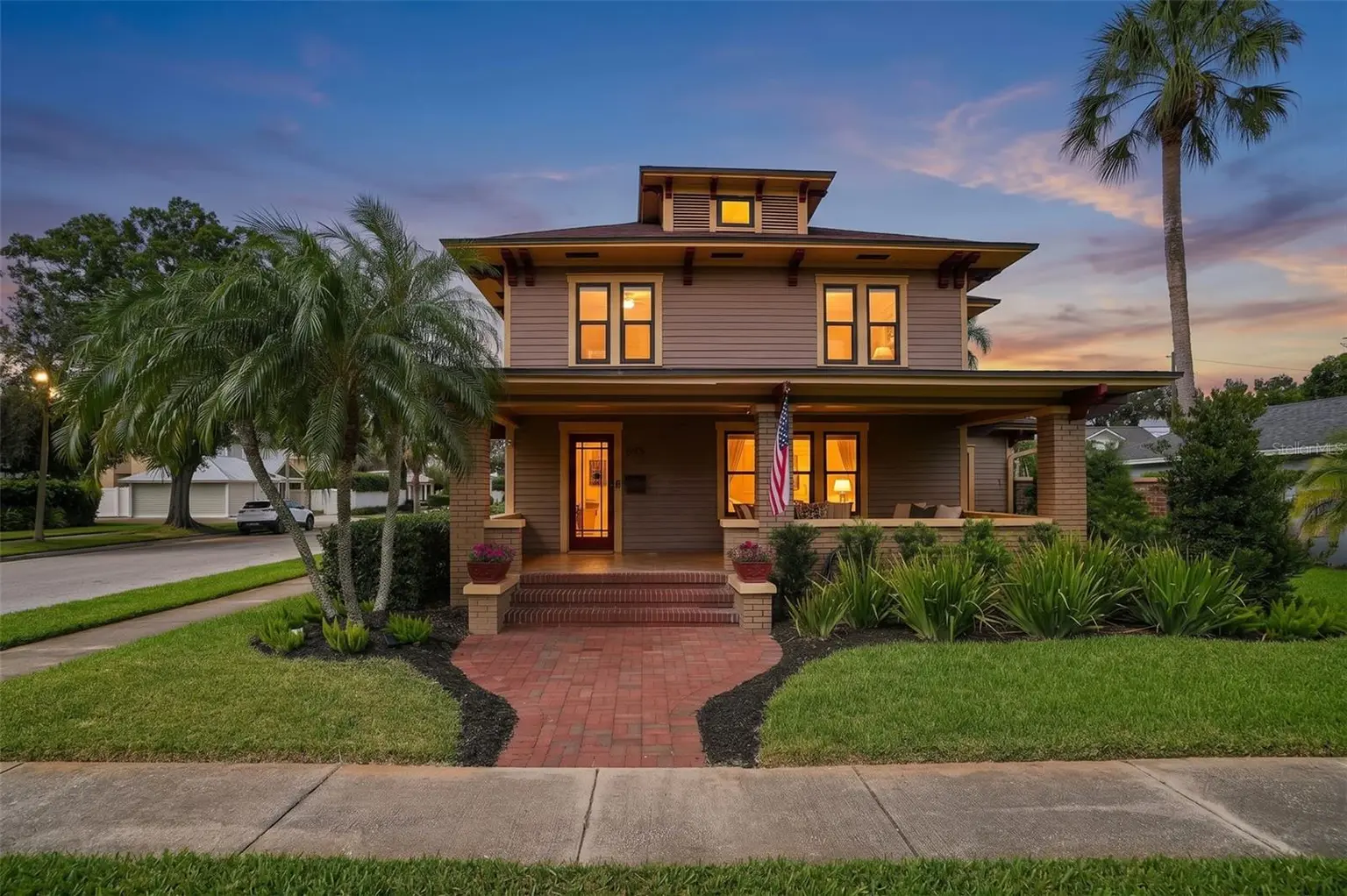 605 14TH AVENUE NE, ST PETERSBURG, FL, photo 2 of 62