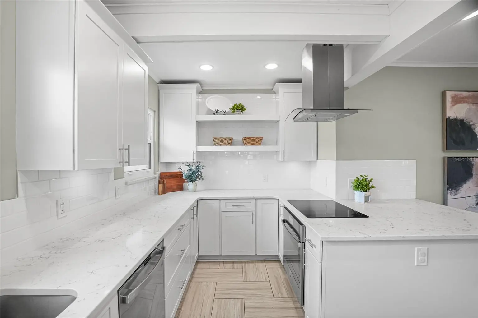 605 14TH AVENUE NE, ST PETERSBURG, FL, photo 15 of 62