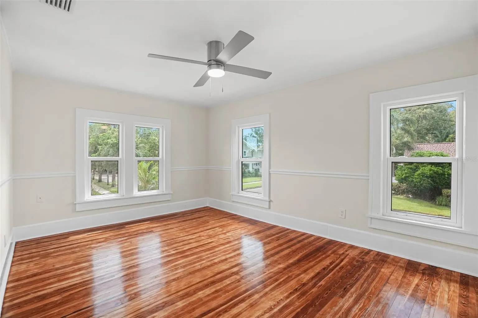 605 14TH AVENUE NE, ST PETERSBURG, FL, photo 27 of 62