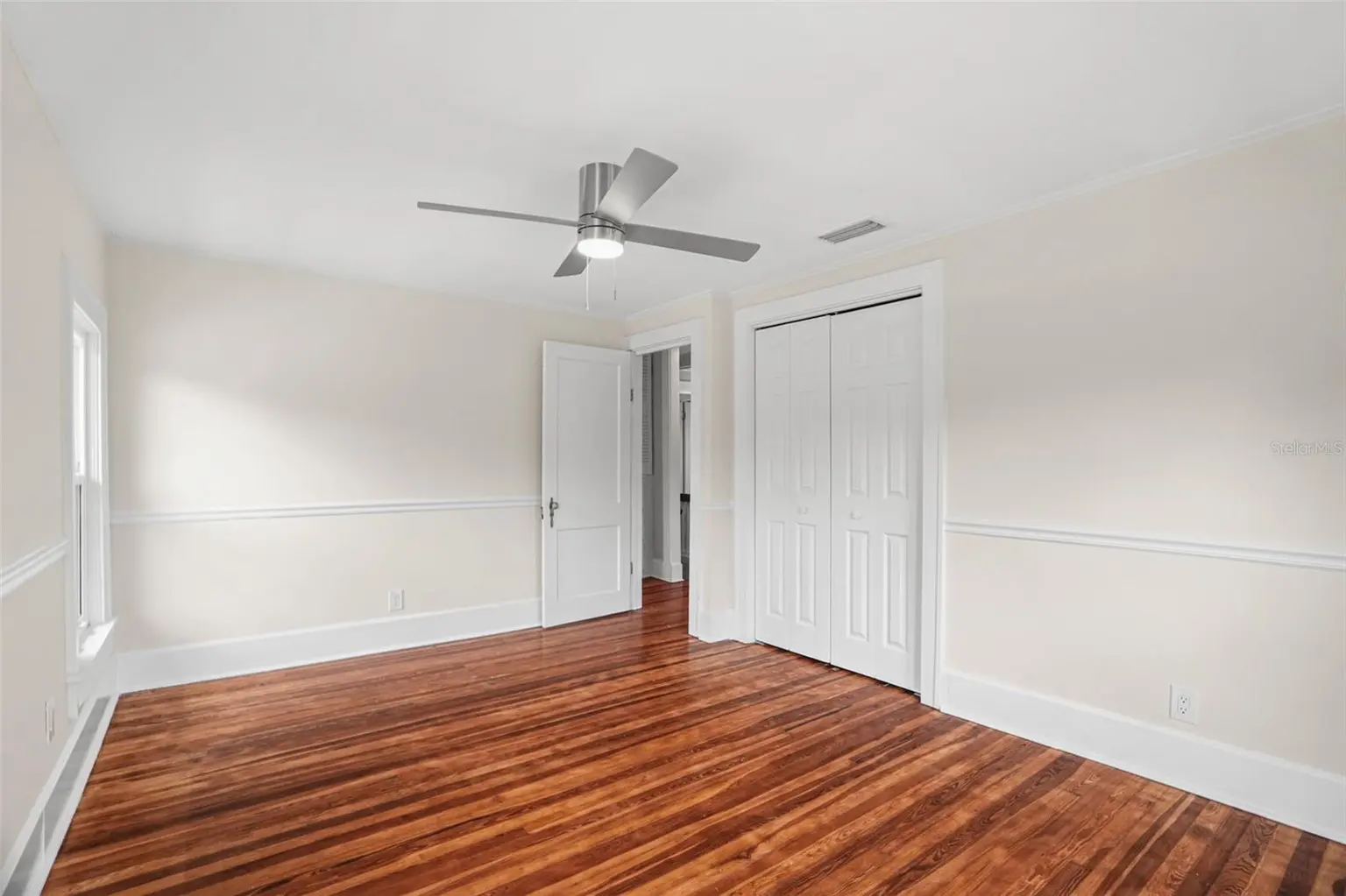 605 14TH AVENUE NE, ST PETERSBURG, FL, photo 28 of 62