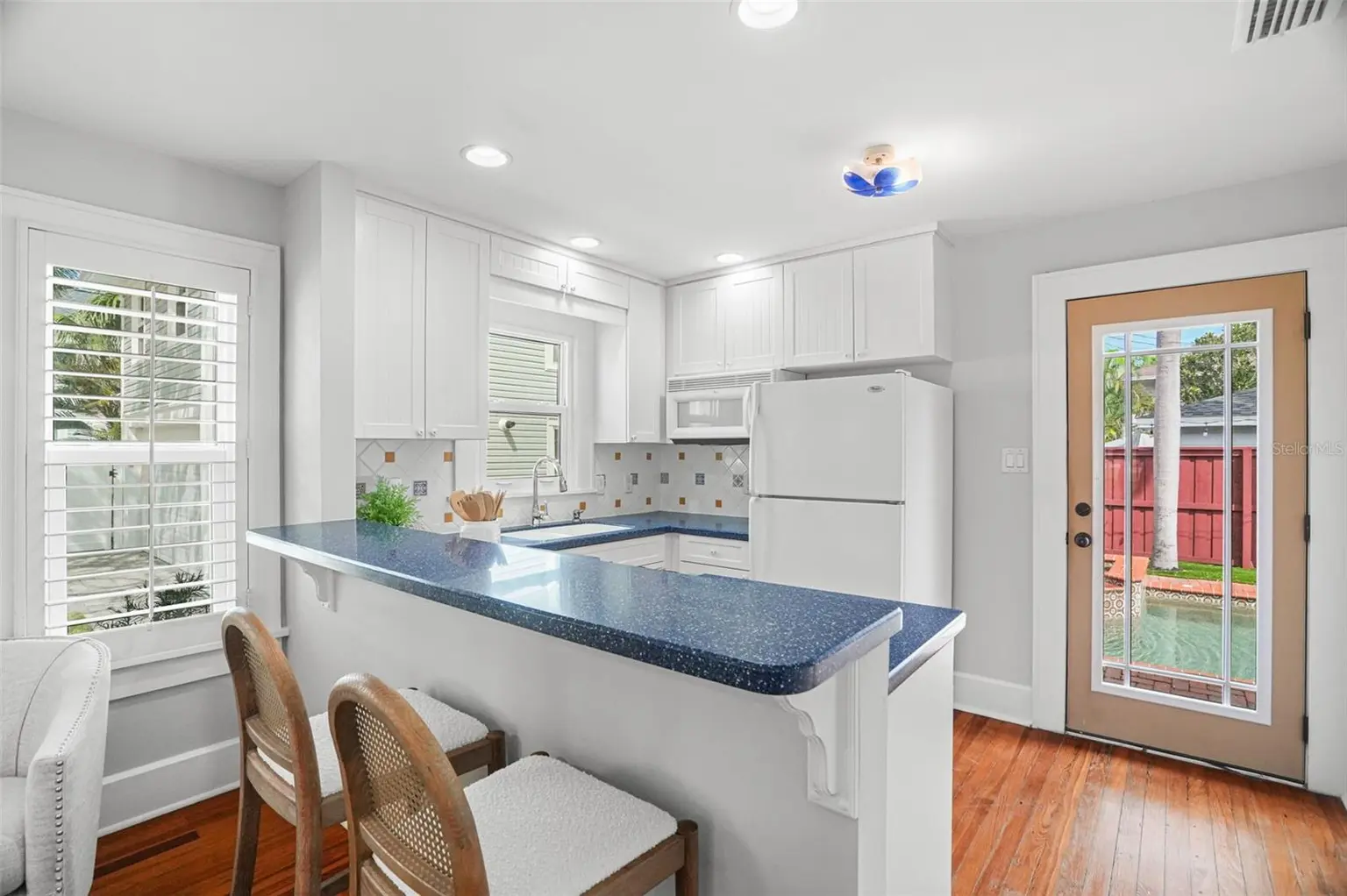 605 14TH AVENUE NE, ST PETERSBURG, FL, photo 43 of 62