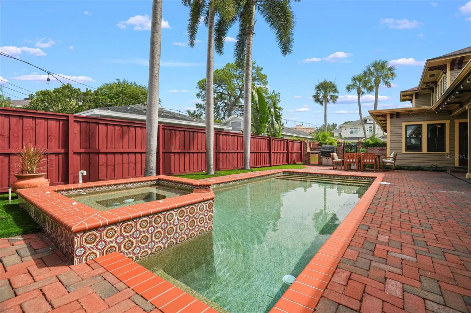 605 14TH AVENUE NE, ST PETERSBURG, FL, photo 48 of 62