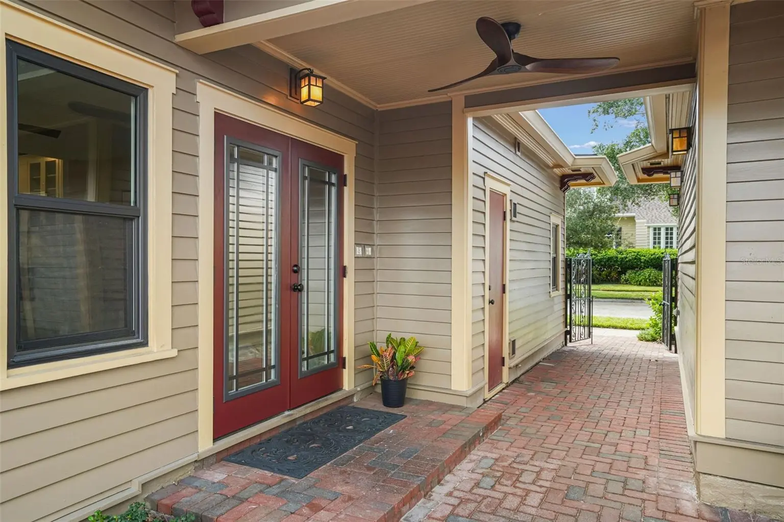 605 14TH AVENUE NE, ST PETERSBURG, FL, photo 50 of 62