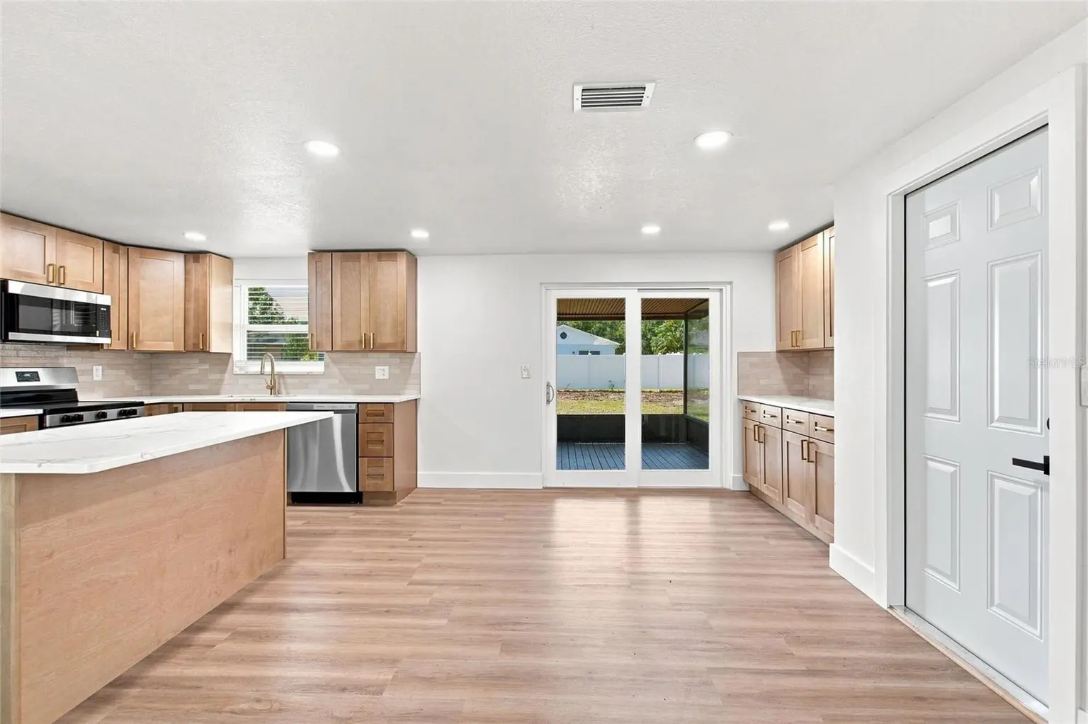3214 ACACIA STREET, LUTZ, FL, photo 8 of 37