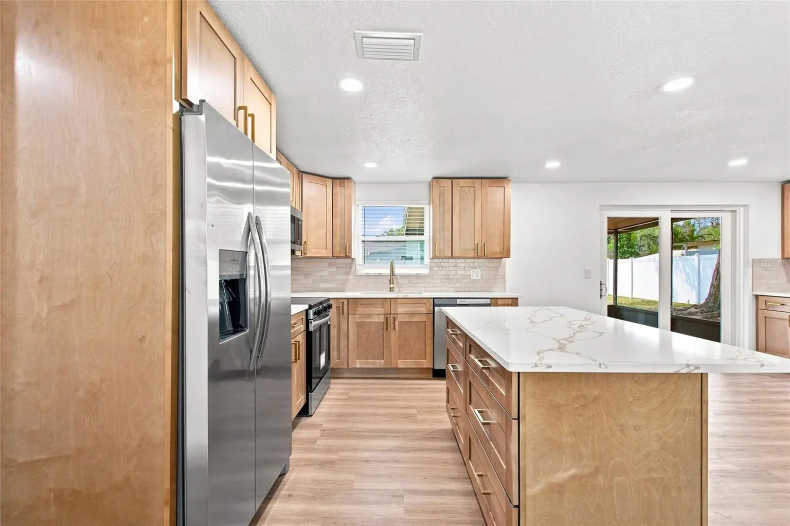 3214 ACACIA STREET, LUTZ, FL, photo 10 of 37