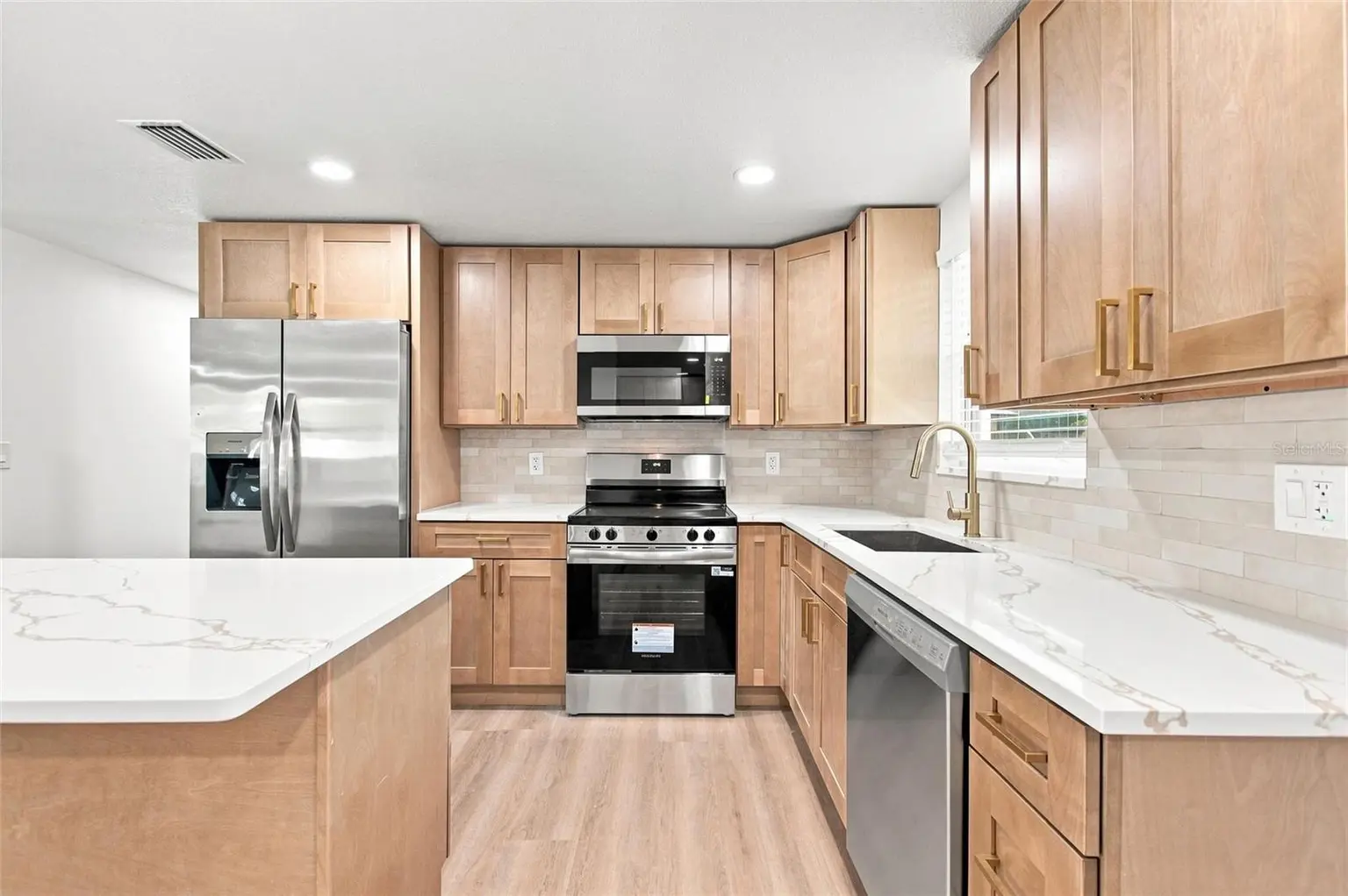 3214 ACACIA STREET, LUTZ, FL, photo 11 of 37