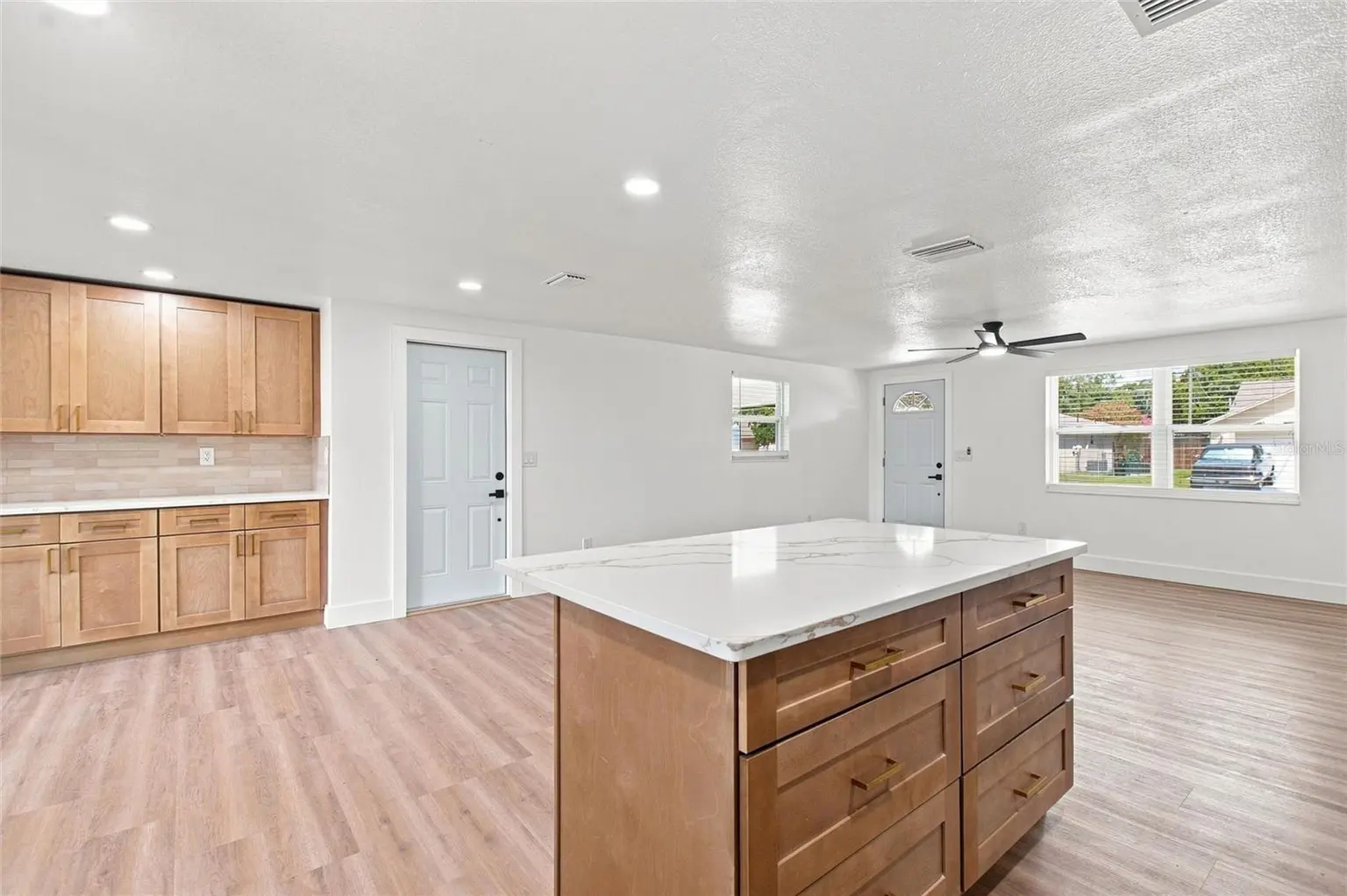 3214 ACACIA STREET, LUTZ, FL, photo 12 of 37
