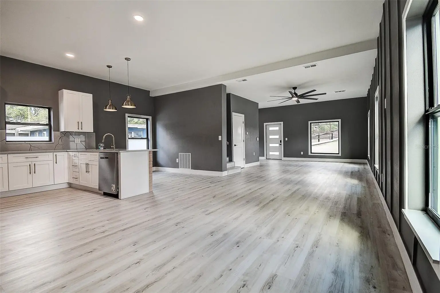 5200 7TH AVENUE N, ST PETERSBURG, FL, photo 11 of 36