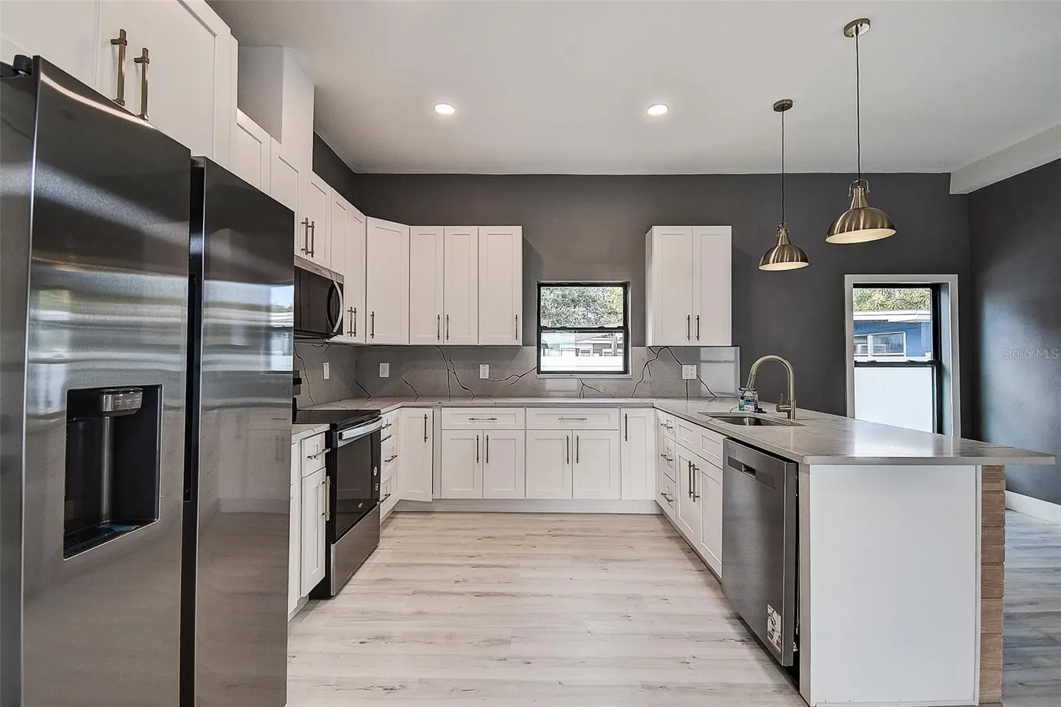 5200 7TH AVENUE N, ST PETERSBURG, FL, photo 19 of 36