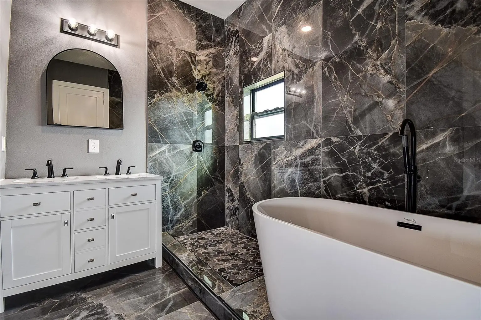 5200 7TH AVENUE N, ST PETERSBURG, FL, photo 23 of 36