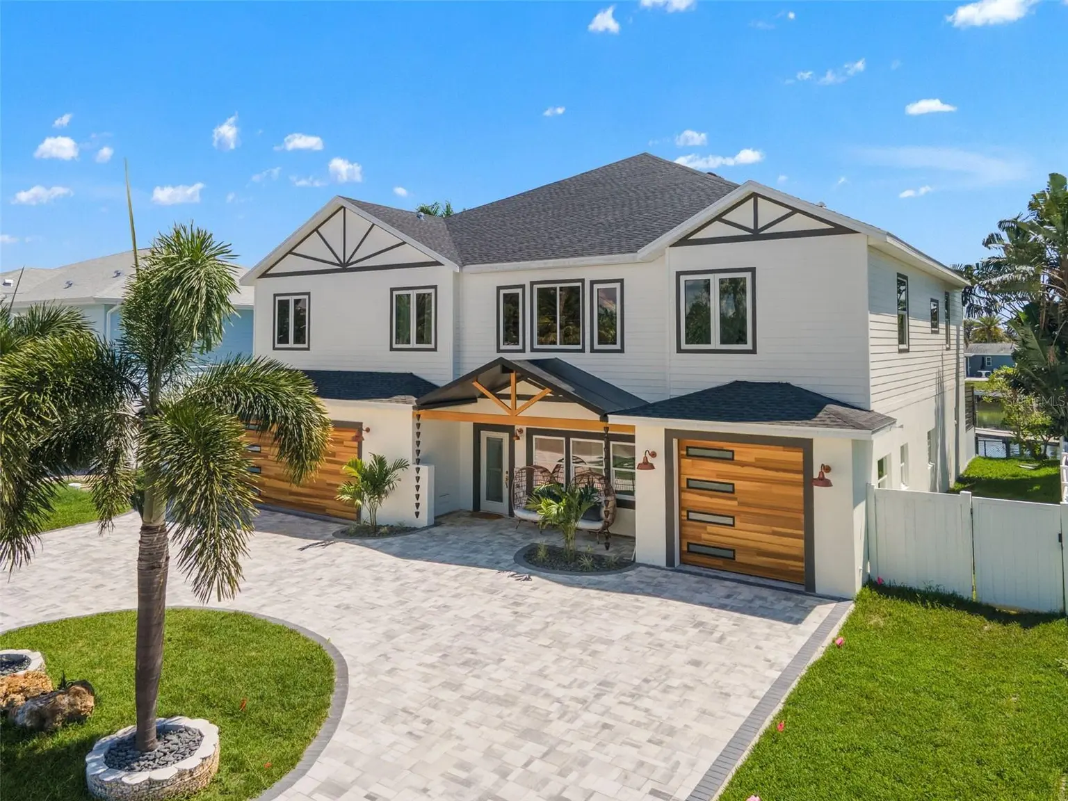 7870 CAUSEWAY BOULEVARD S, ST PETERSBURG, FL, photo 3 of 85