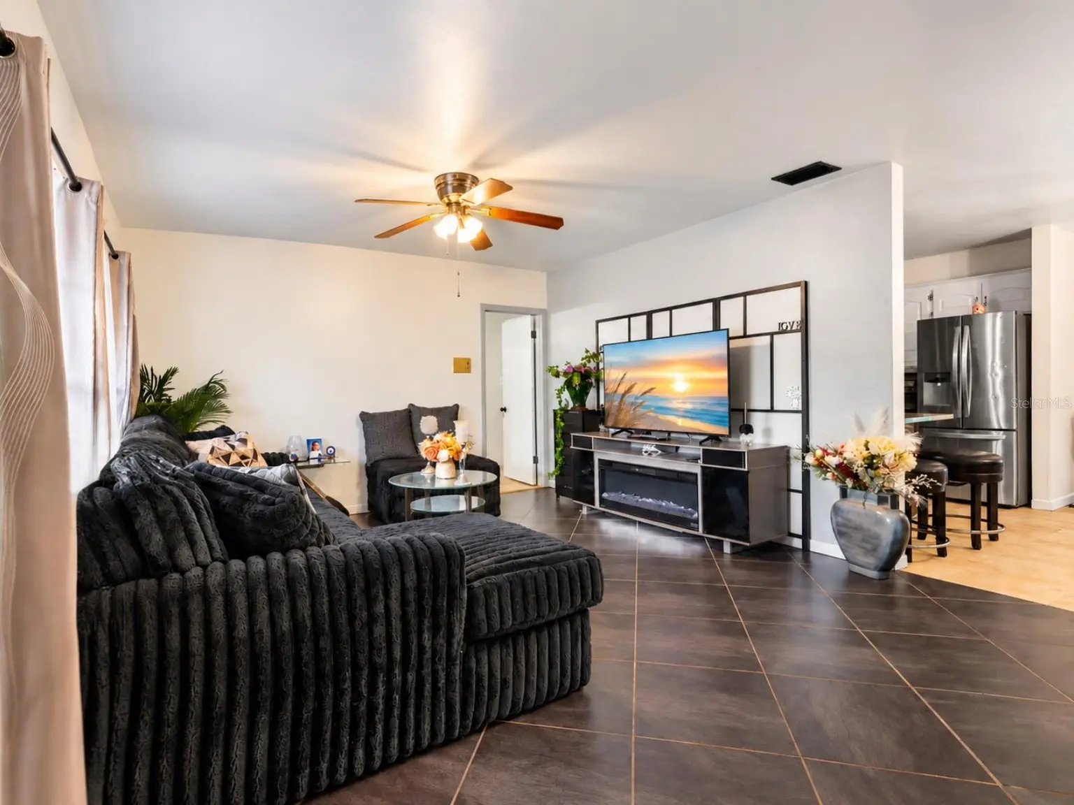 19201 ALICE CIRCLE, LUTZ, FL, photo 4 of 44