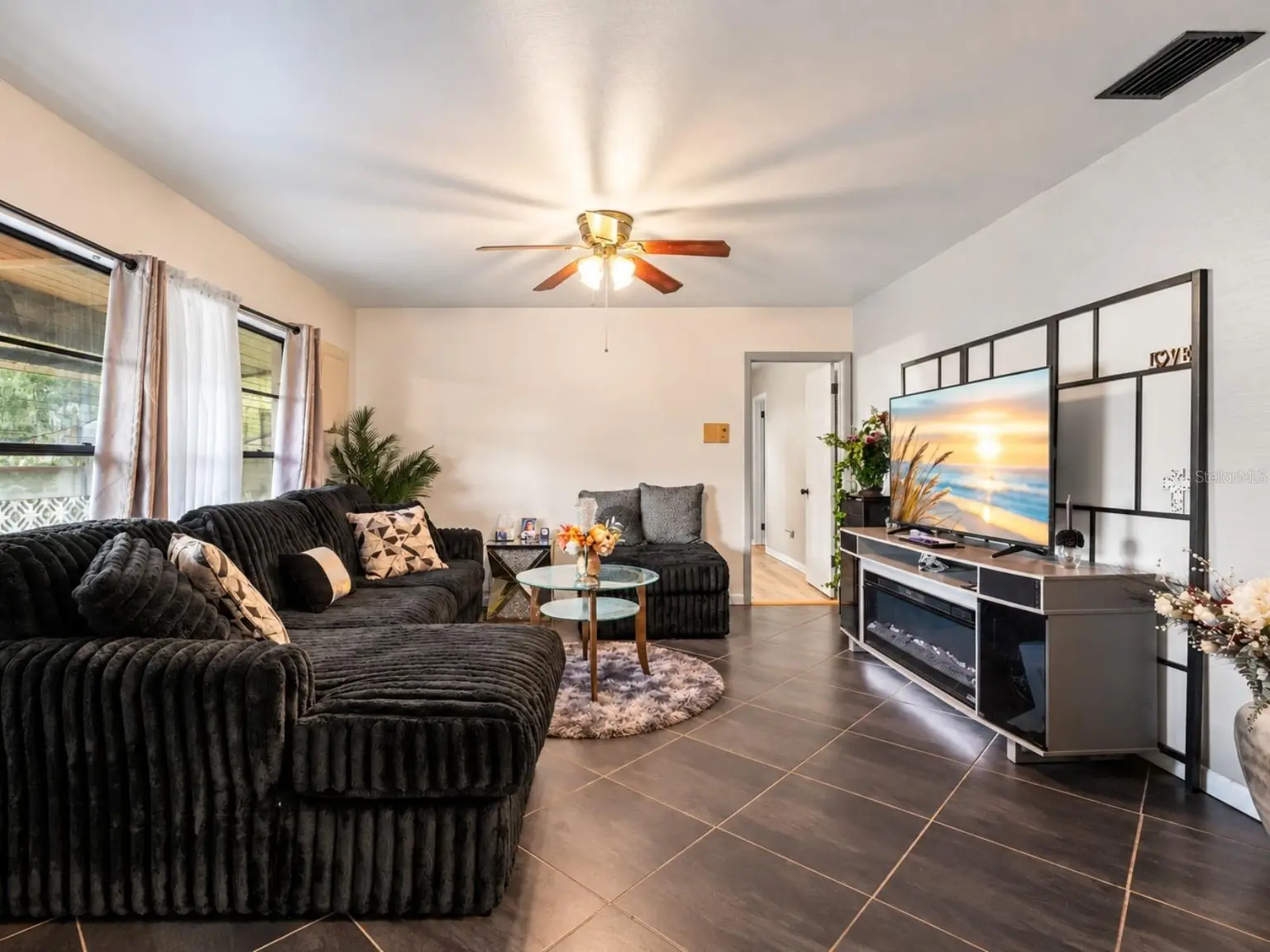19201 ALICE CIRCLE, LUTZ, FL, photo 6 of 44