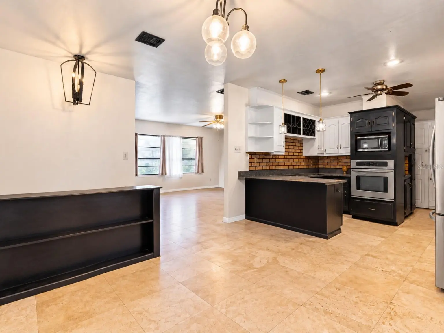 19201 ALICE CIRCLE, LUTZ, FL, photo 15 of 44
