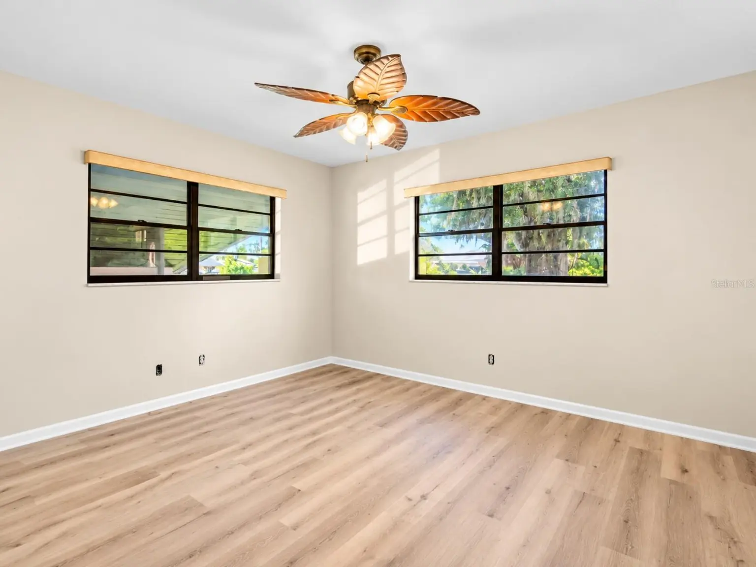 19201 ALICE CIRCLE, LUTZ, FL, photo 32 of 44
