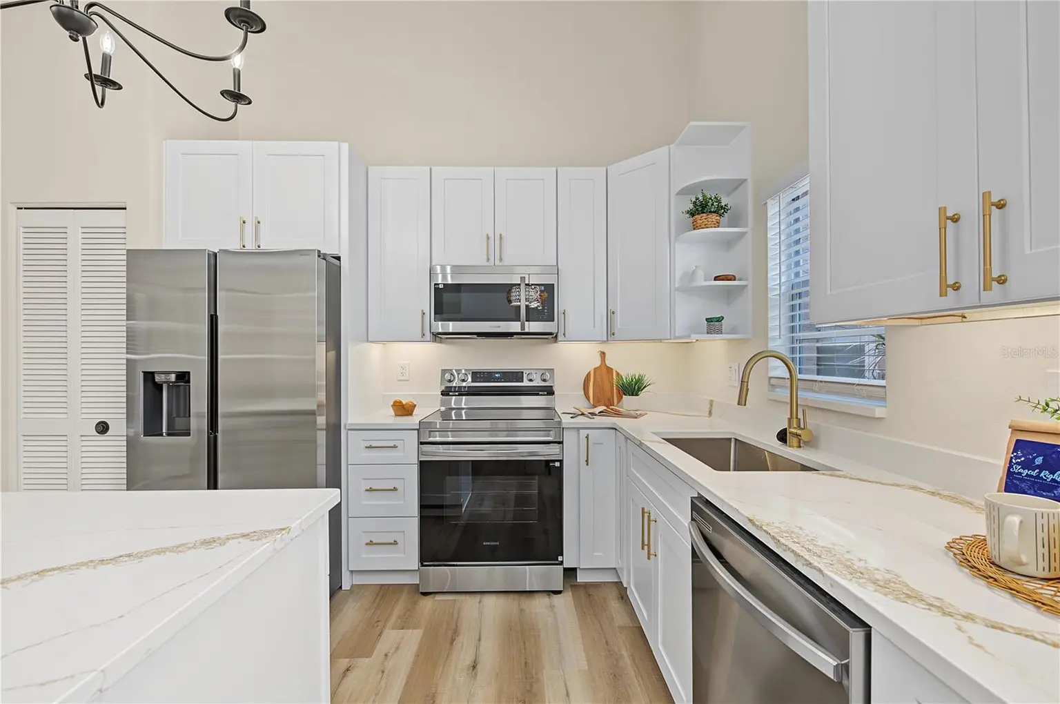 3876 DARSTON STREET, PALM HARBOR, FL, photo 3 of 31