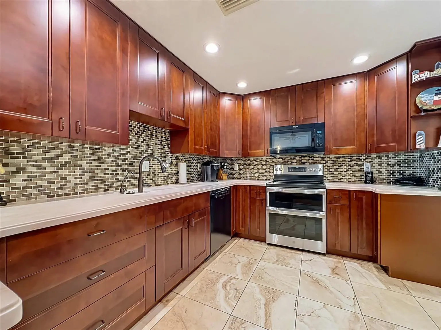 18815 CARR DRIVE, LUTZ, FL, photo 10 of 56
