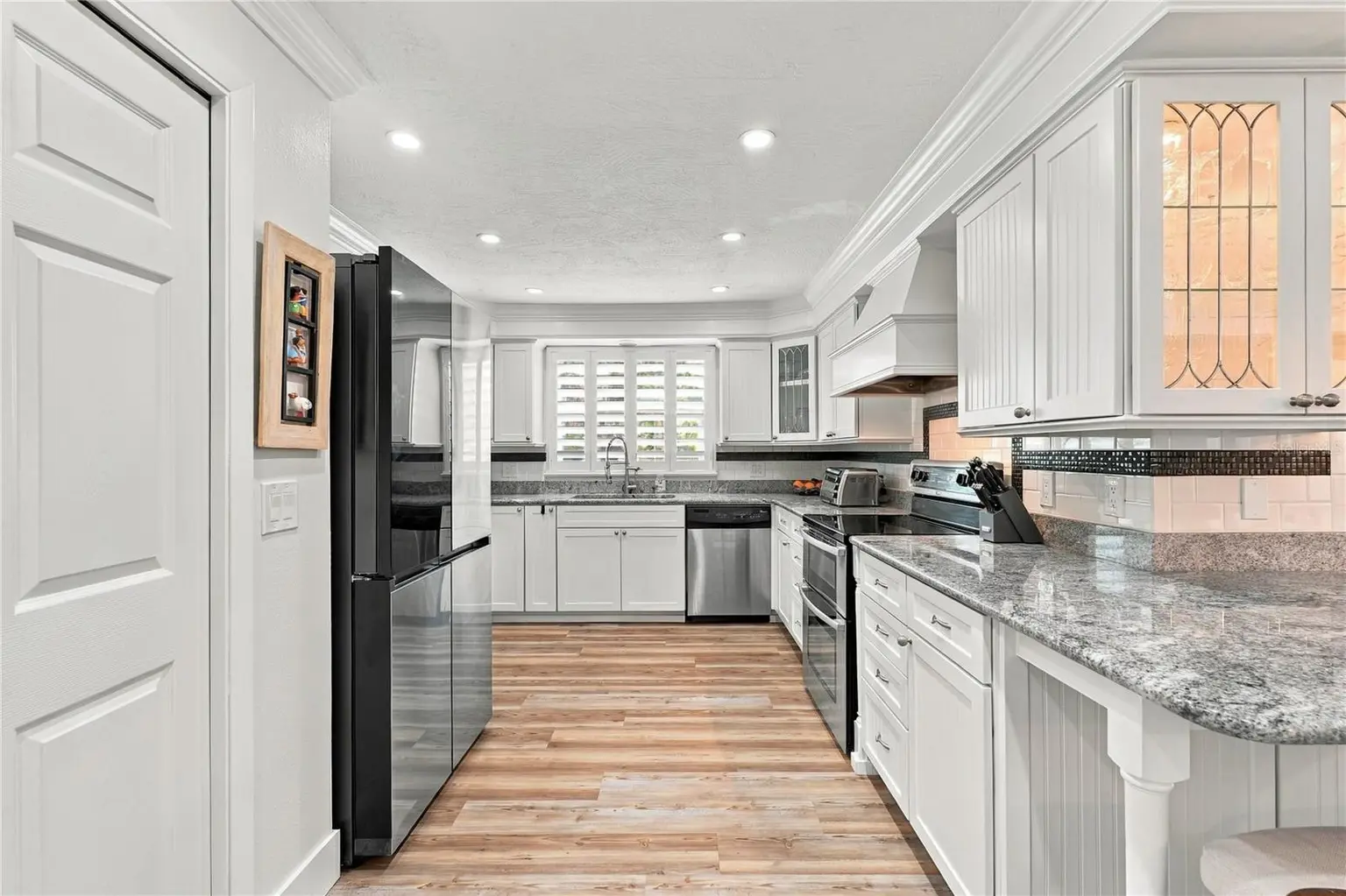 112 6TH STREET, BELLEAIR BEACH, FL, photo 15 of 41