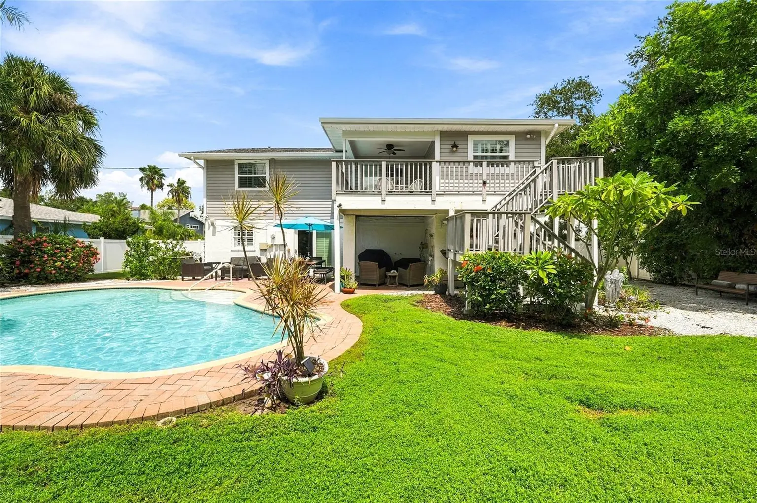 112 6TH STREET, BELLEAIR BEACH, FL, photo 31 of 41