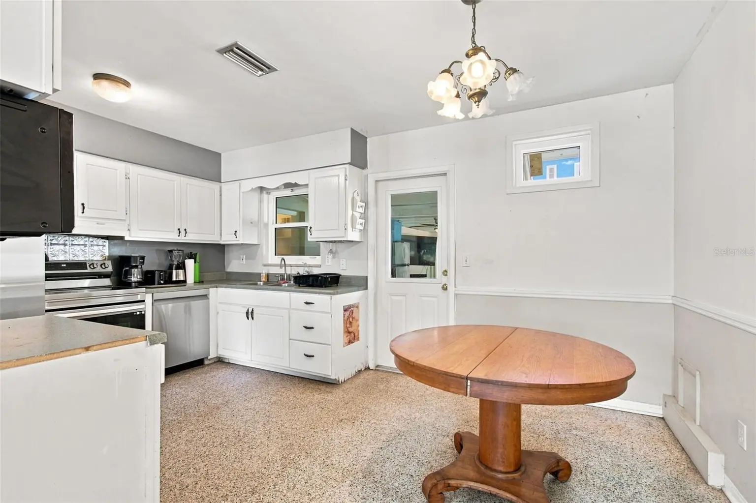 1604 1ST STREET, INDIAN ROCKS BEACH, FL, photo 7 of 49