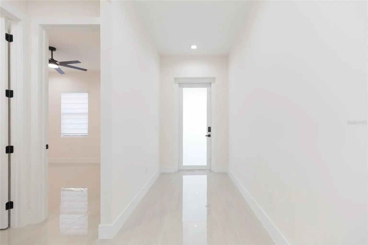 7205 N LOIS AVENUE, TAMPA, FL, photo 4 of 54