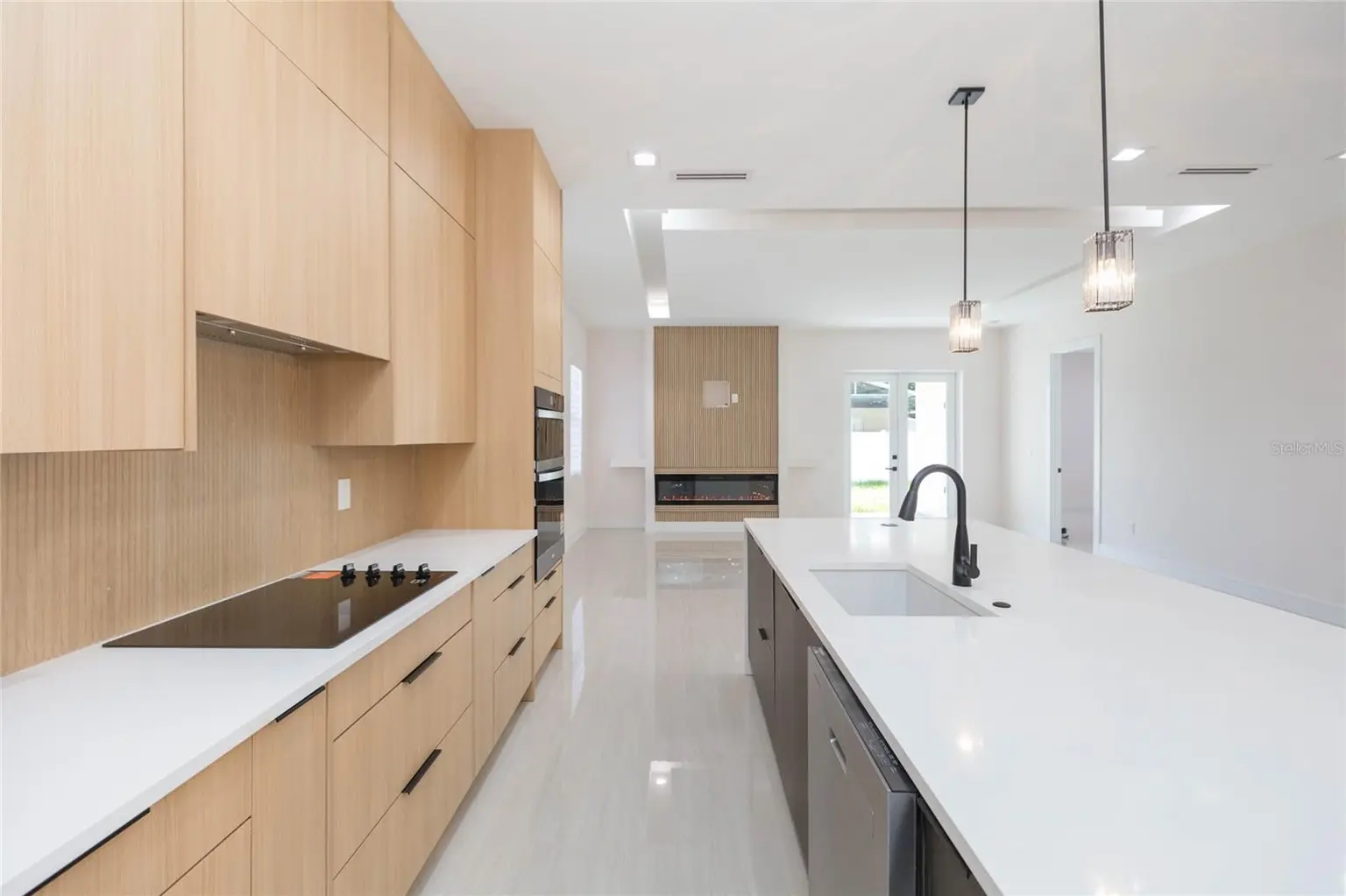 7205 N LOIS AVENUE, TAMPA, FL, photo 15 of 54