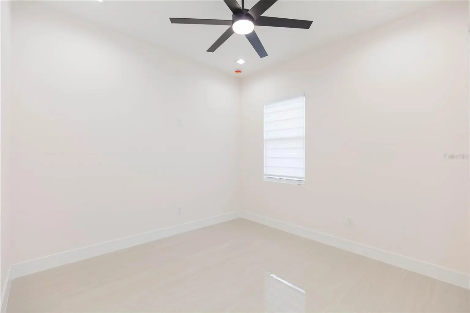 7205 N LOIS AVENUE, TAMPA, FL, photo 21 of 54
