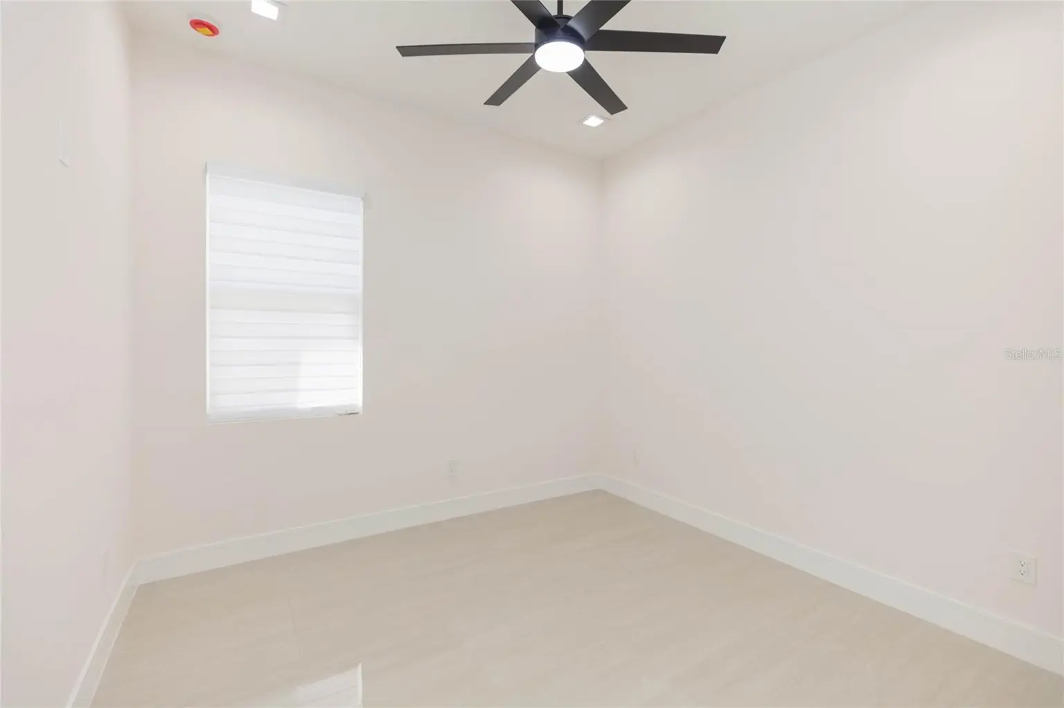 7205 N LOIS AVENUE, TAMPA, FL, photo 27 of 54
