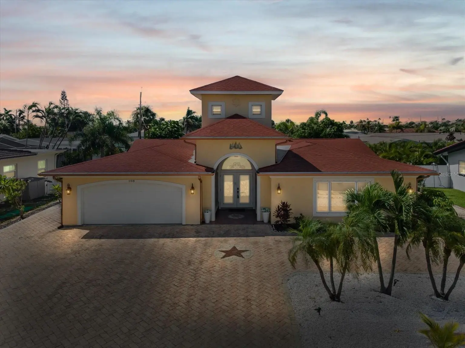 108 24TH STREET, BELLEAIR BEACH, FL, photo 2 of 46