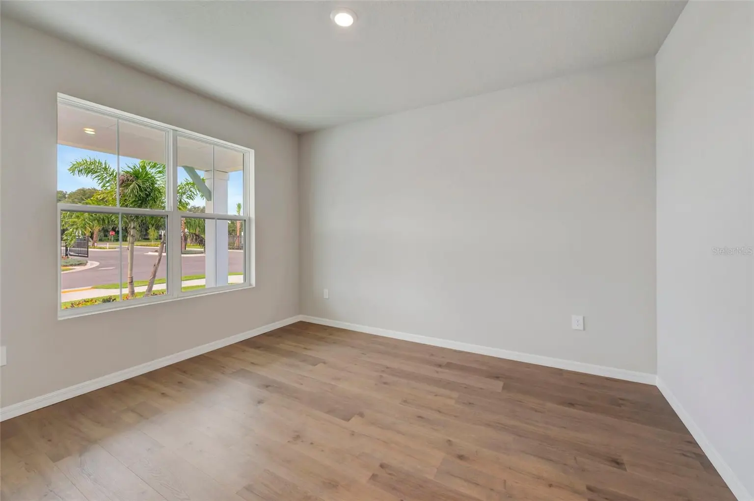 439 SPRING HARVEST DRIVE, PLANT CITY, FL, photo 12 of 32