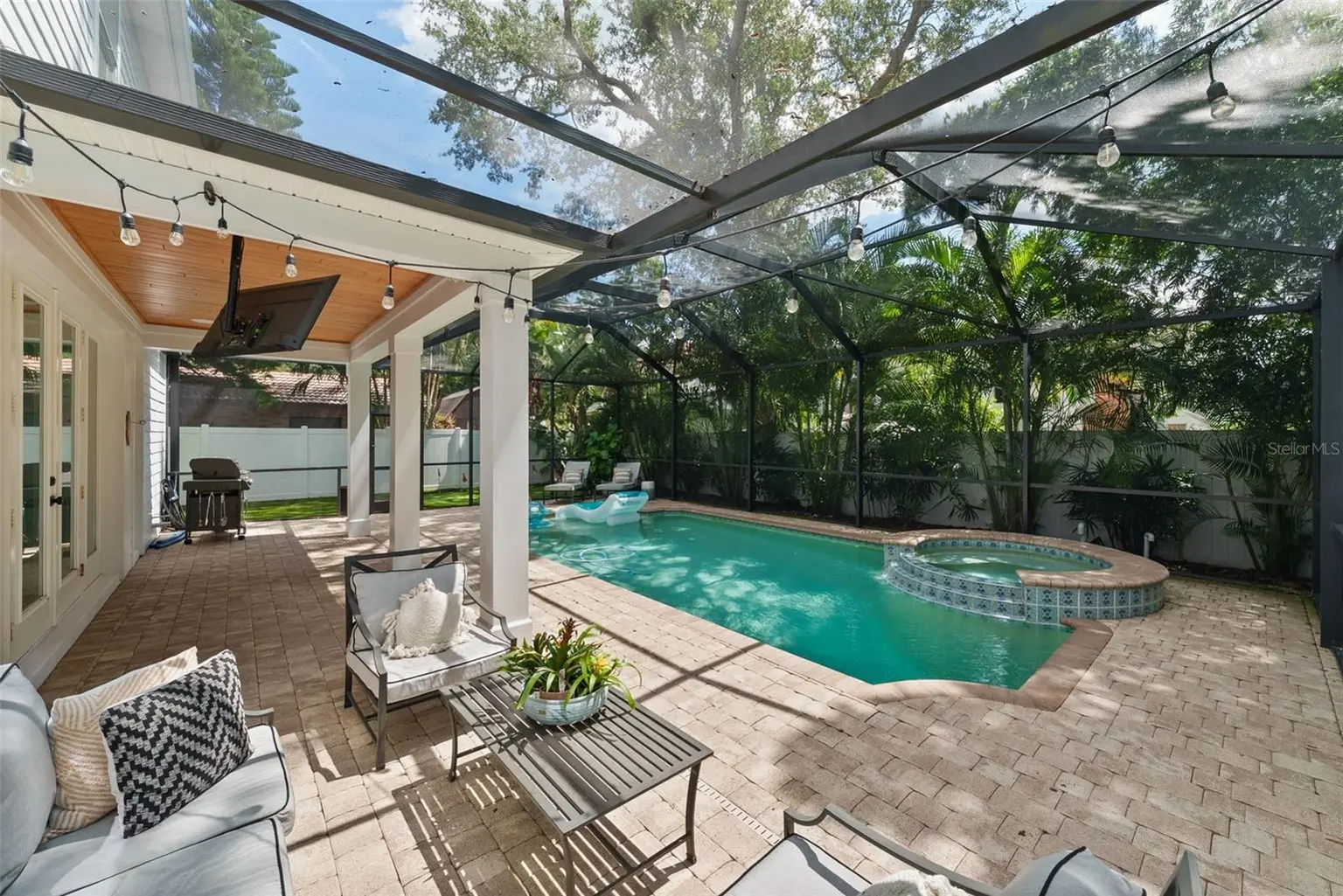 3404 W DORCHESTER STREET, TAMPA, FL, photo 55 of 70
