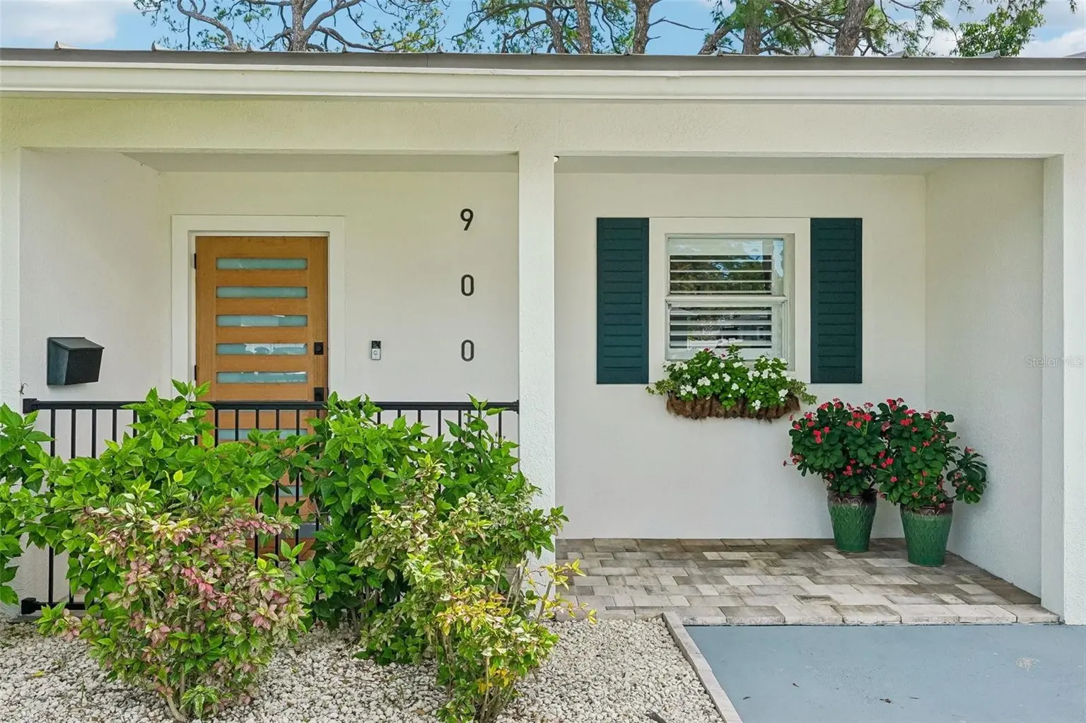 9001 BAY STREET NE, ST PETERSBURG, FL, photo 2 of 63