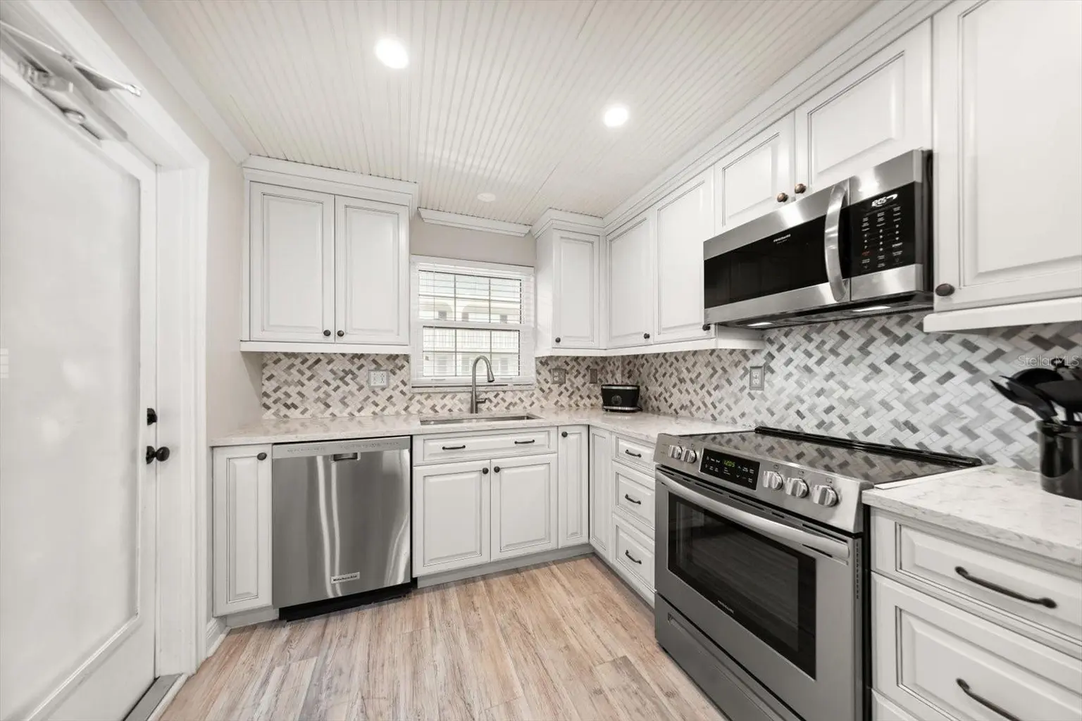 155 BLUFF VIEW DRIVE #209, BELLEAIR BLUFFS, FL, photo 2 of 34