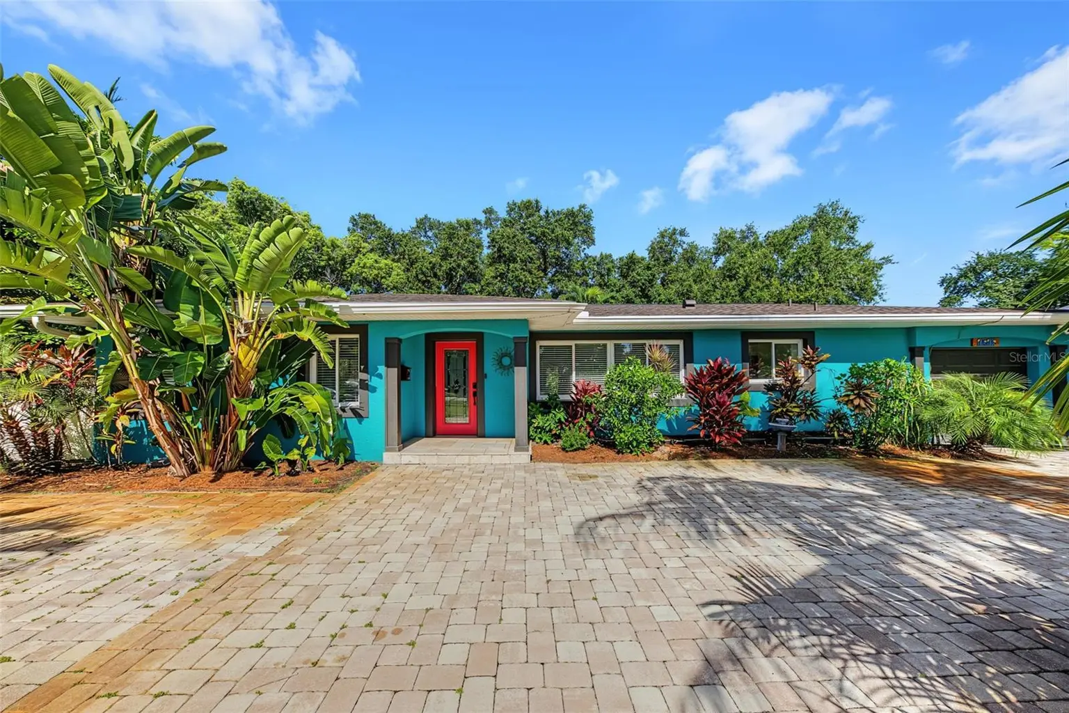 1616 INDIAN ROCKS ROAD, BELLEAIR, FL, photo 2 of 35
