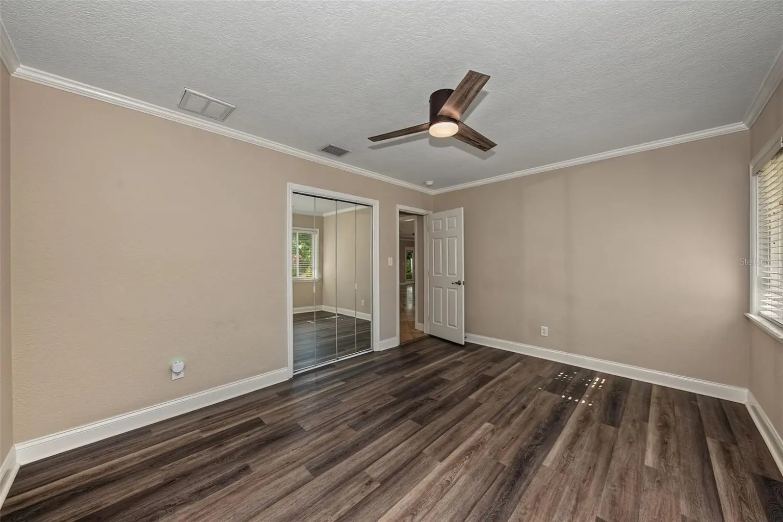 1616 INDIAN ROCKS ROAD, BELLEAIR, FL, photo 18 of 35