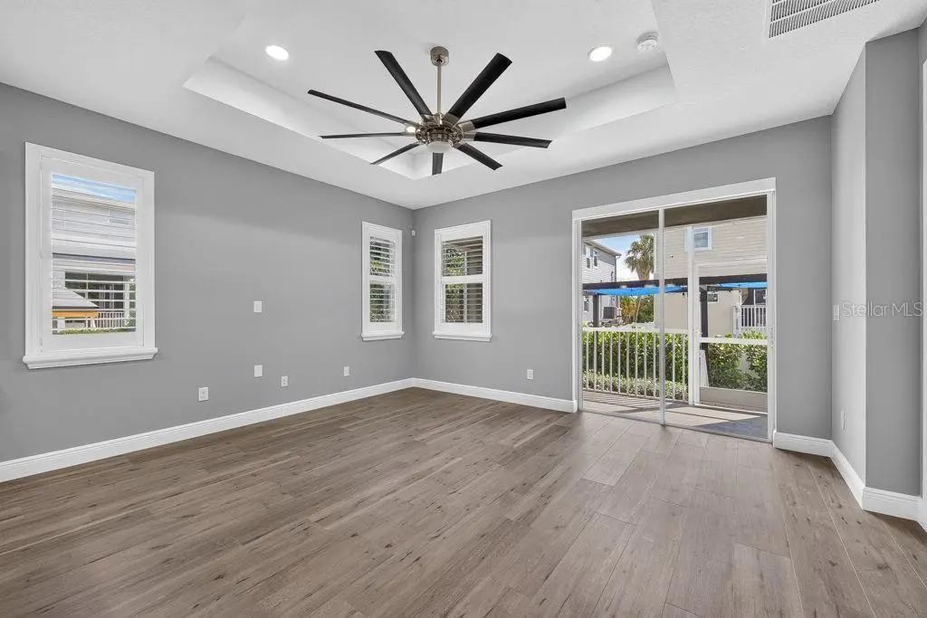 7508 S SWOOPE STREET, TAMPA, FL, photo 6 of 55