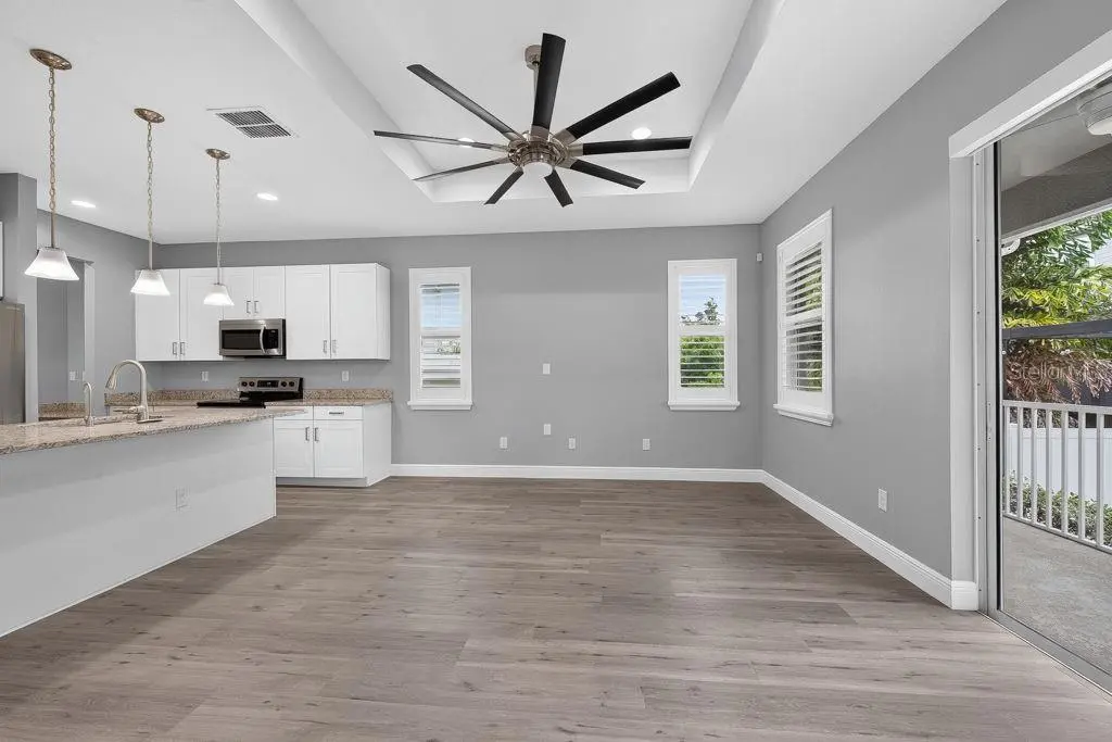 7508 S SWOOPE STREET, TAMPA, FL, photo 10 of 55