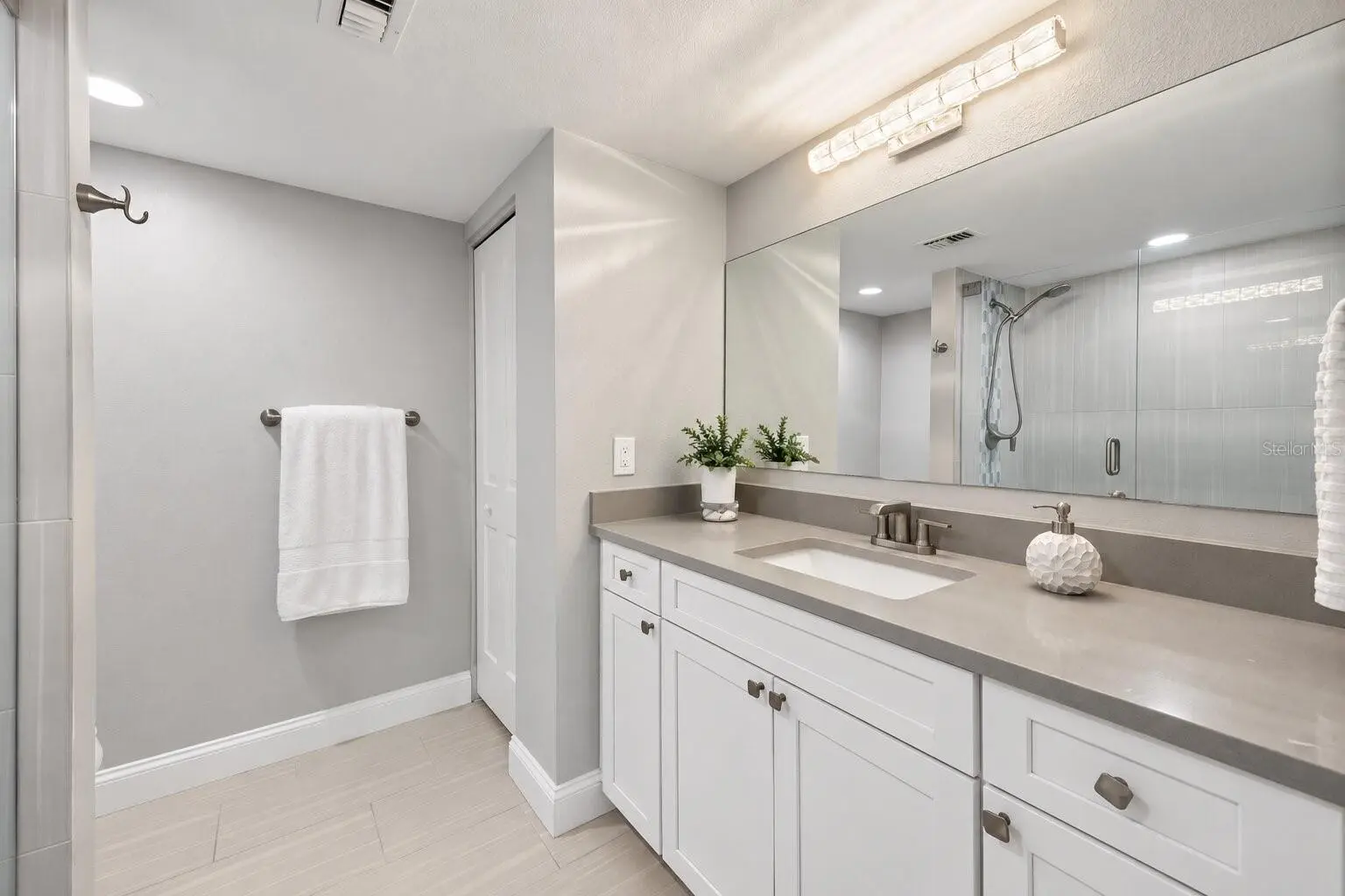 1460 GULF BOULEVARD #1106, CLEARWATER, FL, photo 15 of 26