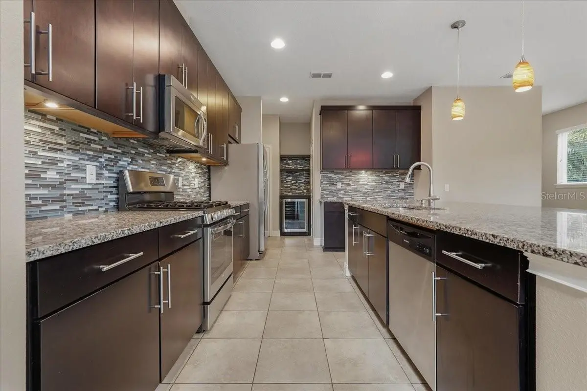 7340 MILESTONE DRIVE, APOLLO BEACH, FL, photo 13 of 65